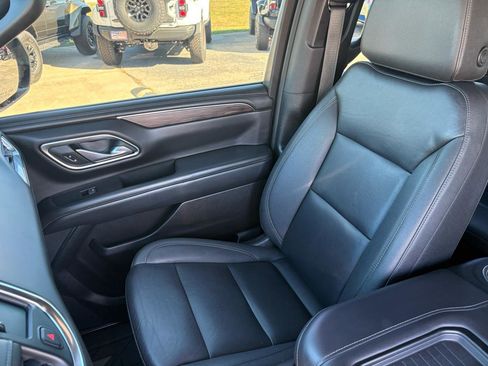Used 2023 Chevrolet Tahoe LT w/ Luxury Package AWD/4WD image 42