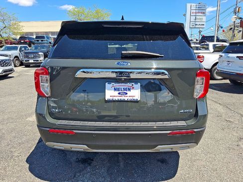 Certified 2023 Ford Explorer XLT w/ Equipment Group 202A AWD/4WD image 29