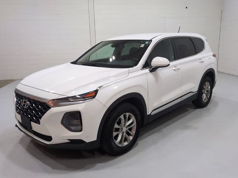 Used 2019 Hyundai Santa Fe SE AWD/4WD image 7