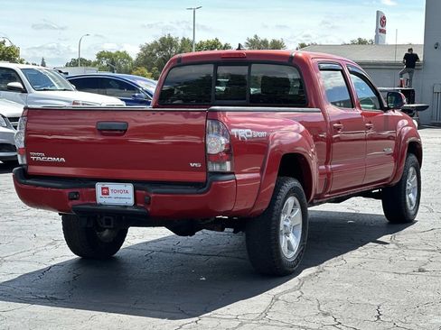 Used 2014 Toyota Tacoma 4x4 Double Cab w/ TRD Sport Package image 5