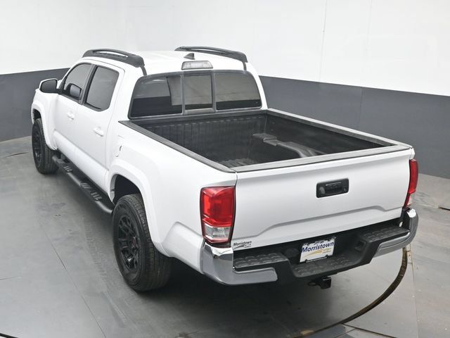 Used 2017 Toyota Tacoma SR5 w/ Tow Package AWD/4WD image 36