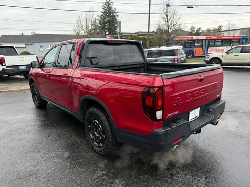 Certified 2025 Honda Ridgeline Sport+ image 8