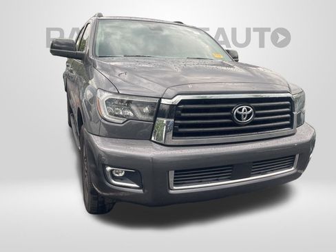 Used 2019 Toyota Sequoia TRD Sport w/ TRD Sport Premium Package AWD/4WD image 3