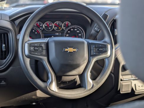 Certified 2022 Chevrolet Silverado 1500 Custom w/ Safety Confidence Package image 15