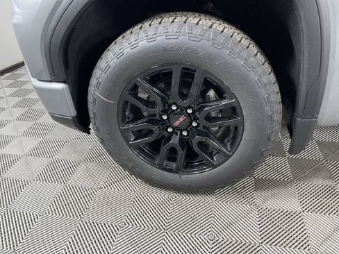 Used 2025 GMC Sierra 1500 Elevation AWD/4WD image 33