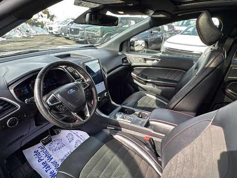 Certified 2024 Ford Edge ST-Line image 10