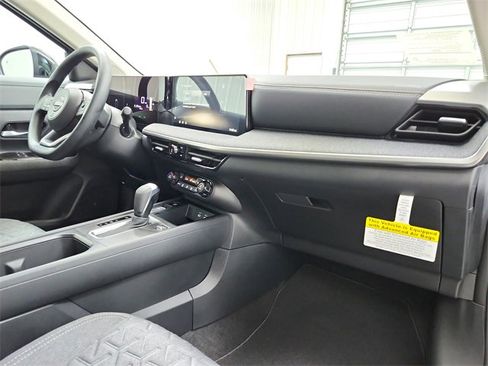 New 2026 Nissan Kicks SV w/ SV Premium Package image 40