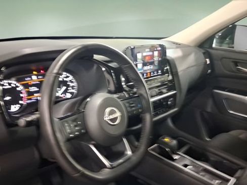 Used 2025 Nissan Pathfinder SL w/ Cargo Package FWD image 27
