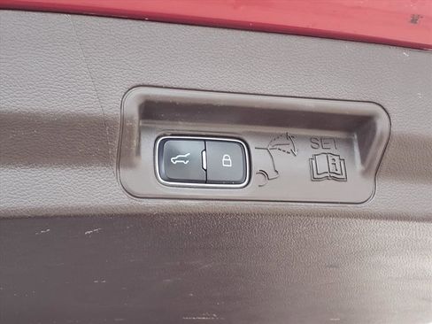 Used 2022 Ford Explorer King Ranch w/ Class IV Trailer Tow Package image 6