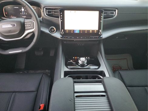 New 2026 Jeep Grand Wagoneer L 4WD w/ Premium Group I image 10