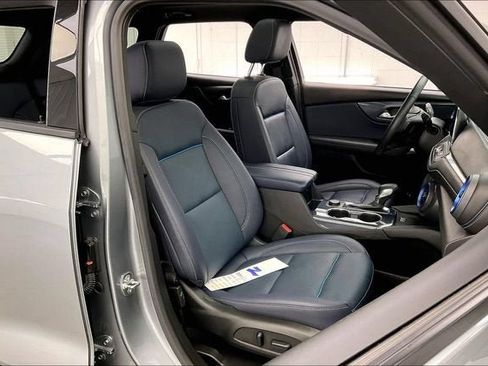 Certified 2024 Chevrolet Blazer RS w/ Driver Confidence II Package AWD/4WD image 7