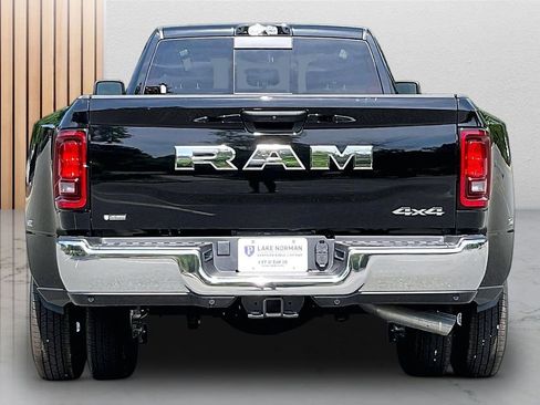 New 2026 RAM 3500 Tradesman AWD/4WD image 8