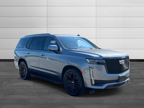Used 2021 Cadillac Escalade Sport w/ Driver Assist Tech Package AWD/4WD image 7