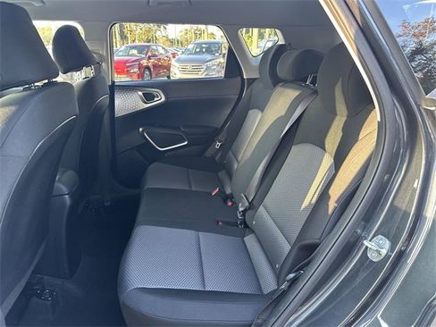 Used 2024 Kia Soul LX w/ Option Group 015 image 27
