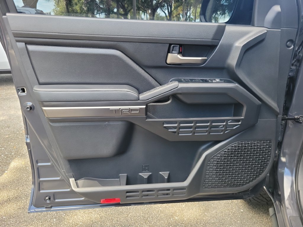 Used 2025 Toyota Tacoma TRD Sport RWD image 14