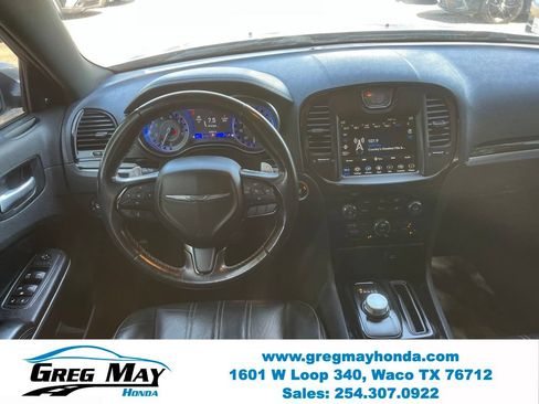 Used 2022 Chrysler 300 S RWD image 21