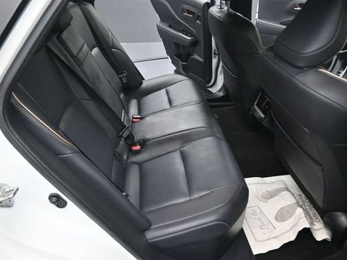 Certified 2025 Toyota Crown Platinum AWD/4WD image 16