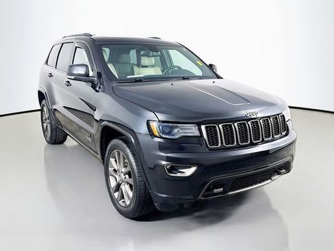 Used 2016 Jeep Grand Cherokee Limited 75th Anniversary AWD/4WD image 3