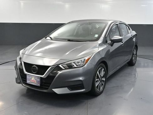 Used 2021 Nissan Versa SV image 10