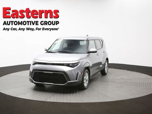 Used 2025 Kia Soul LX w/ LX Technology Package image 53