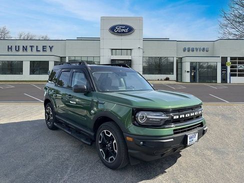 Used 2024 Ford Bronco Sport Outer Banks image 4