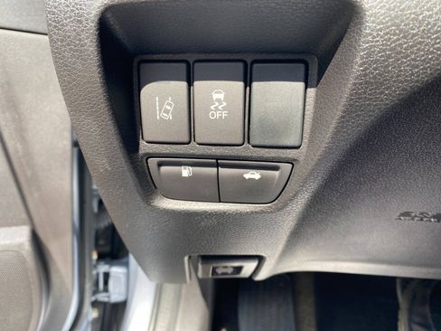 Used 2015 Acura TLX w/ Technology Package FWD image 20