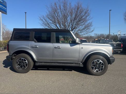 Used 2023 Ford Bronco 4-Door image 7