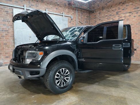 Used 2013 Ford F150 Raptor w/ Luxury Equipment Group image 27