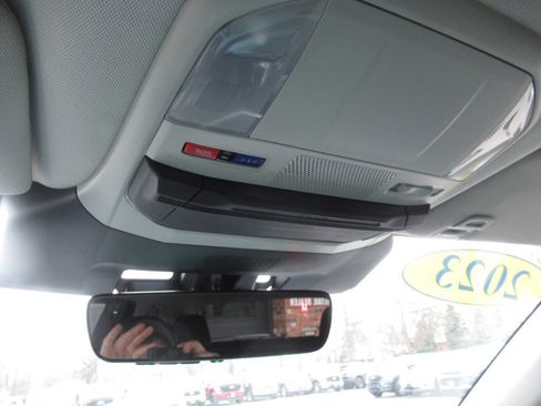 Used 2023 Subaru Ascent Limited image 26