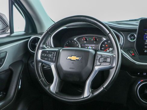 Used 2024 Chevrolet Blazer LT FWD image 12