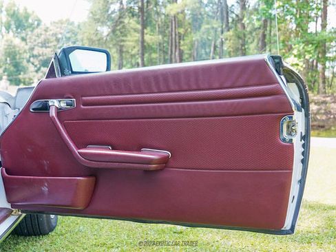 Used 1989 Mercedes-Benz 560 SL image 36