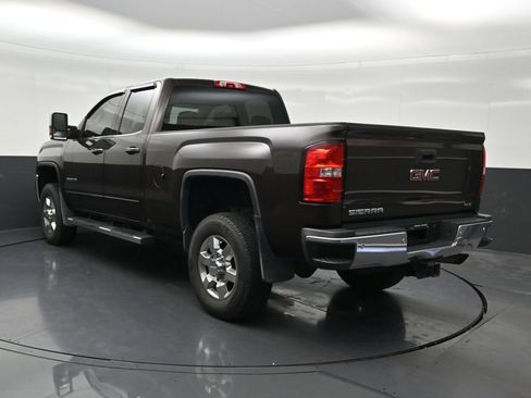 Used 2016 GMC Sierra 2500 SLE w/ SLE Preferred Package AWD/4WD image 3