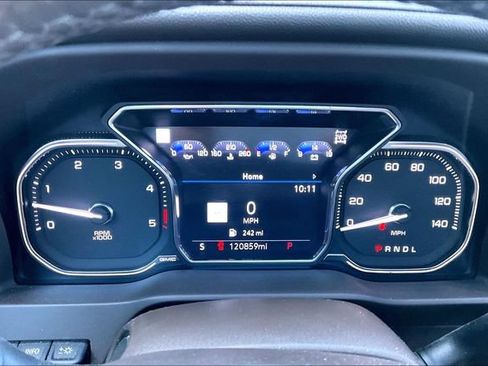 Used 2022 GMC Sierra 2500 Denali w/ Denali Black Diamond Edition AWD/4WD image 10