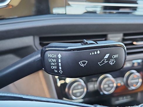 Used 2021 Volkswagen Jetta SE image 26