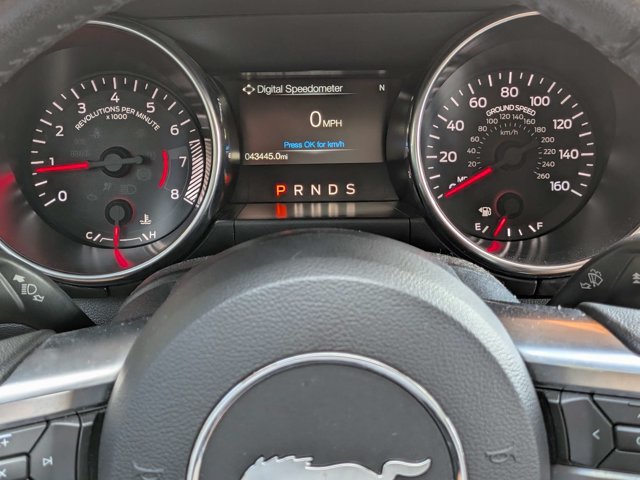 Used 2020 Ford Mustang Convertible RWD image 23