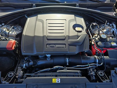 New 2026 Land Rover Range Rover Velar Dynamic SE image 31