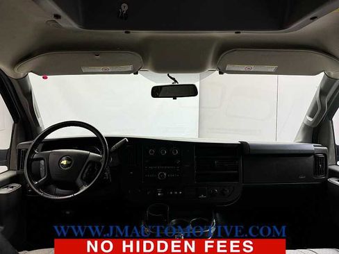 Used 2021 Chevrolet Express 3500 w/ Power Convenience Package image 11