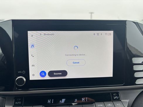 Used 2025 Toyota Camry LE image 21