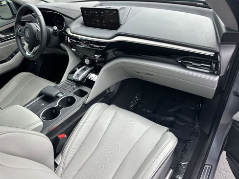 Used 2023 Acura MDX SH-AWD w/ Advance Package image 12