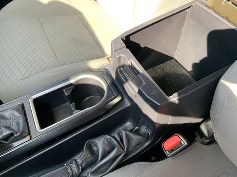 Used 2023 Toyota Tacoma SR image 22