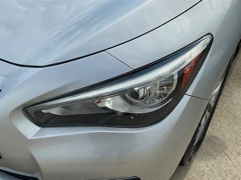 Used 2015 INFINITI Q50 AWD w/ Moonroof Package image 17