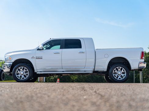 Used 2018 RAM 2500 Limited AWD/4WD image 5