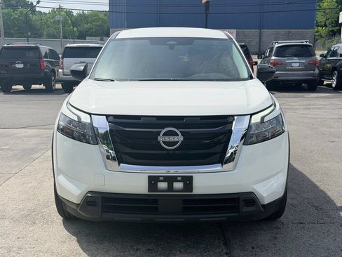 Used 2023 Nissan Pathfinder S AWD/4WD image 9