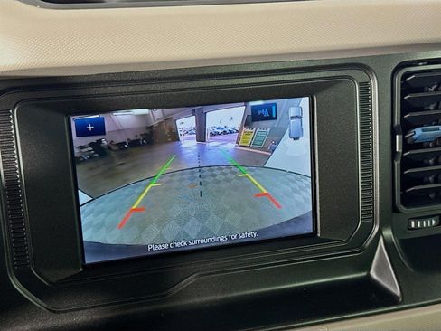 Used 2023 Ford Bronco Wildtrak image 17