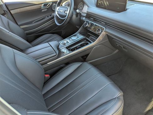 Used 2022 Genesis GV80 2.5T w/ Advanced Package 03 image 16