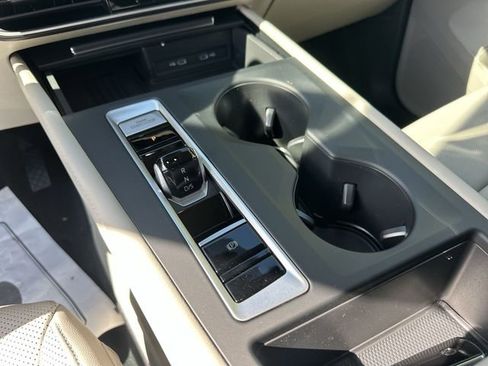 New 2026 Volkswagen Atlas SE FWD image 20
