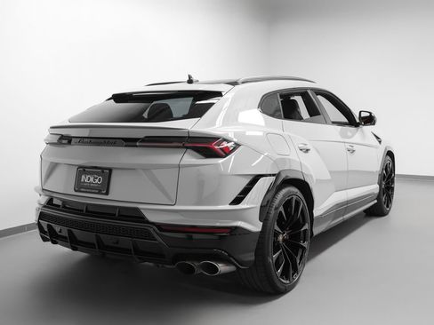 Used 2024 Lamborghini Urus S AWD/4WD image 38
