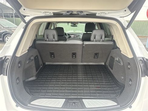 Used 2019 Buick Envision Essence image 22