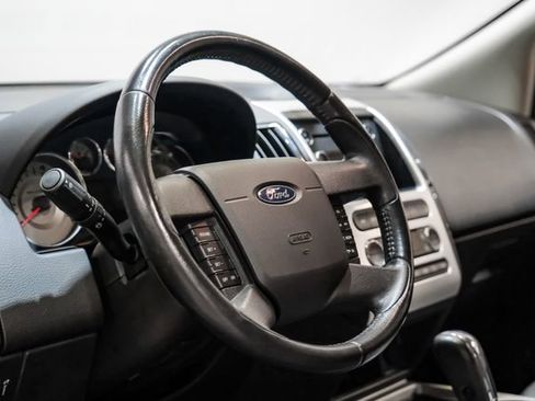 Used 2010 Ford Edge SEL image 27