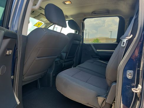 Used 2012 Nissan Titan SV w/ SV Value Truck Pkg AWD/4WD image 9